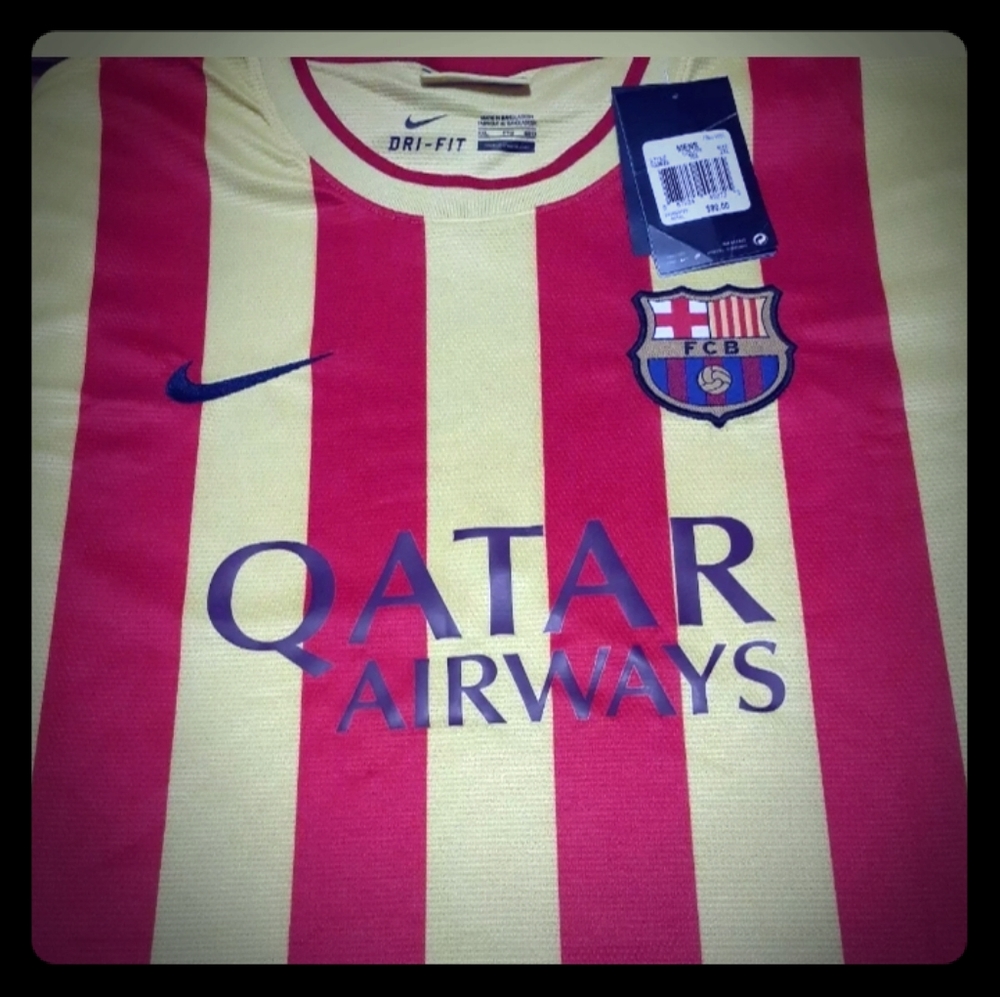 Nike sports shirt